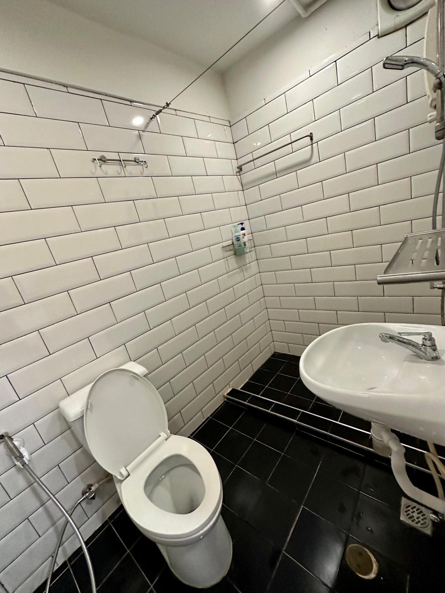 The Cute Silom Hostel 방콕 외부 사진