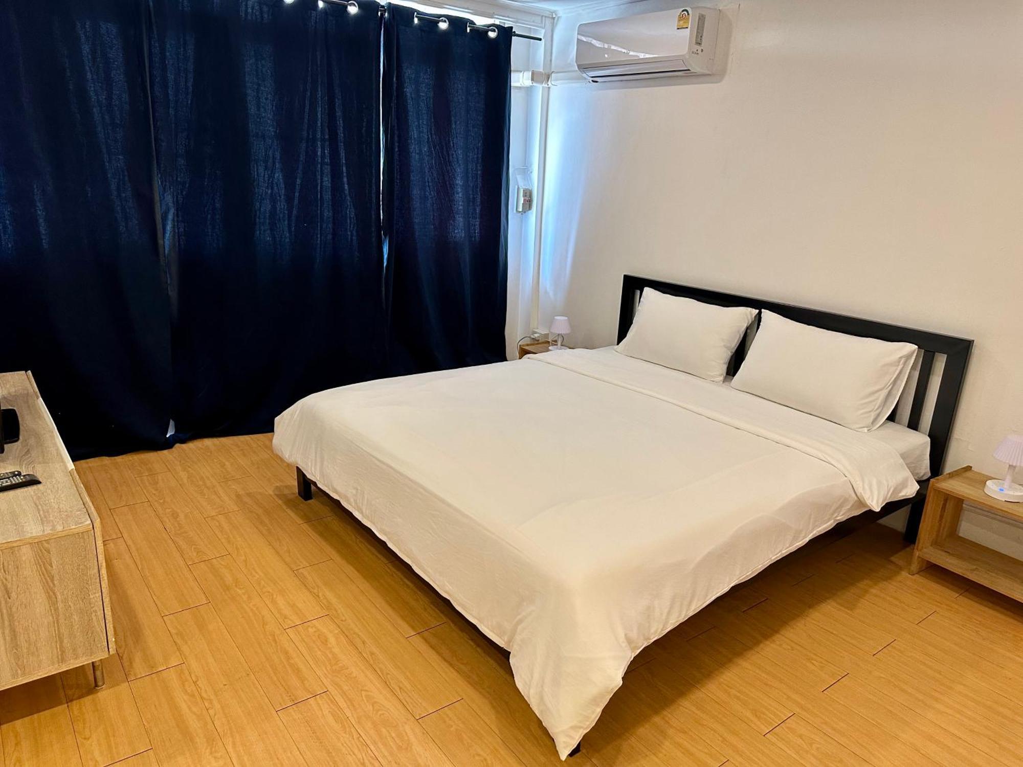 The Cute Silom Hostel 방콕 외부 사진